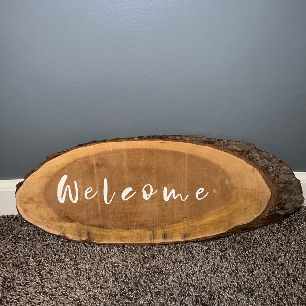 welcome wood sign